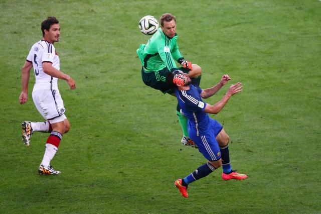 1751930297126030520.jpg neuer-higuain.jpg