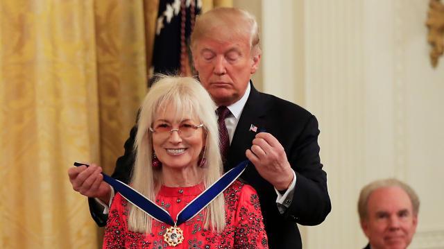 1701442454993057120.jpg Trump_Miriam_Adelson_AP_National_11.jpg