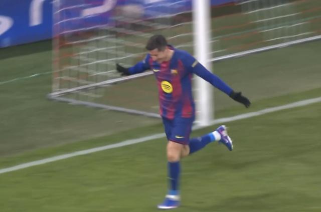 开云体育下载-莱万欧冠生涯已攻破39队大门超过C罗，仅次于梅西