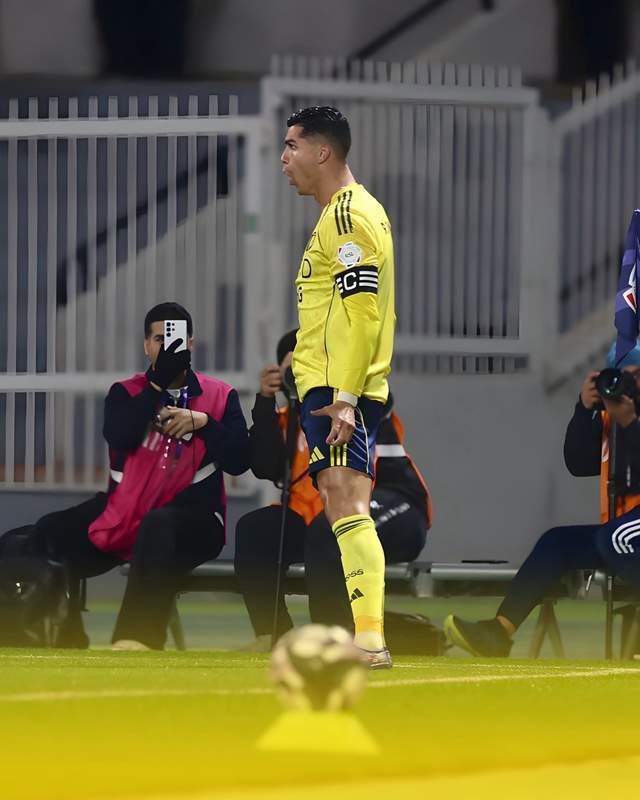 开云-C罗制胜+解锁960球，连创3大纪录！2-1险胜保级队，胜利拒绝爆冷