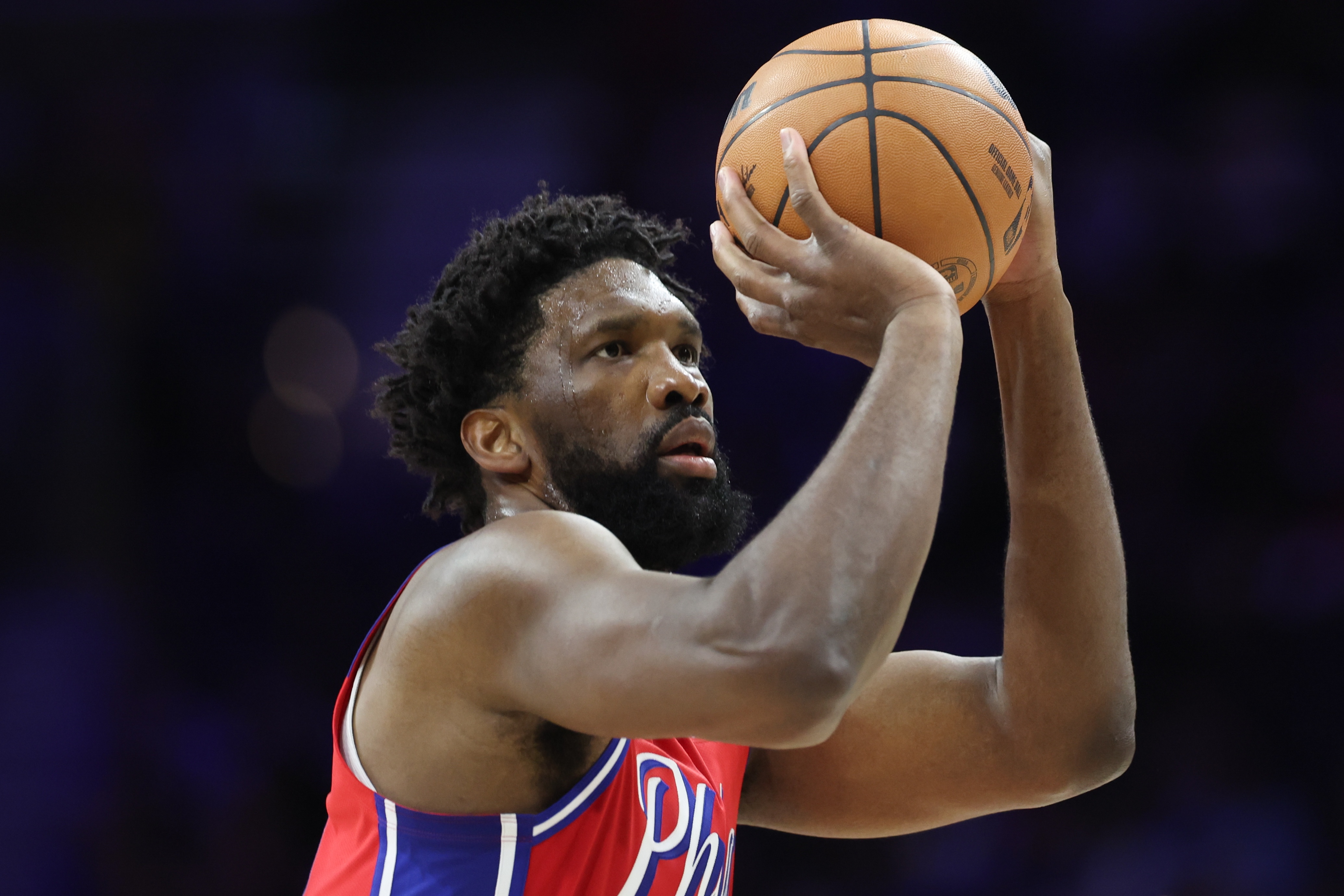 明天76人迎战尼克斯 恩比德&amp;乔治大概率出战比赛