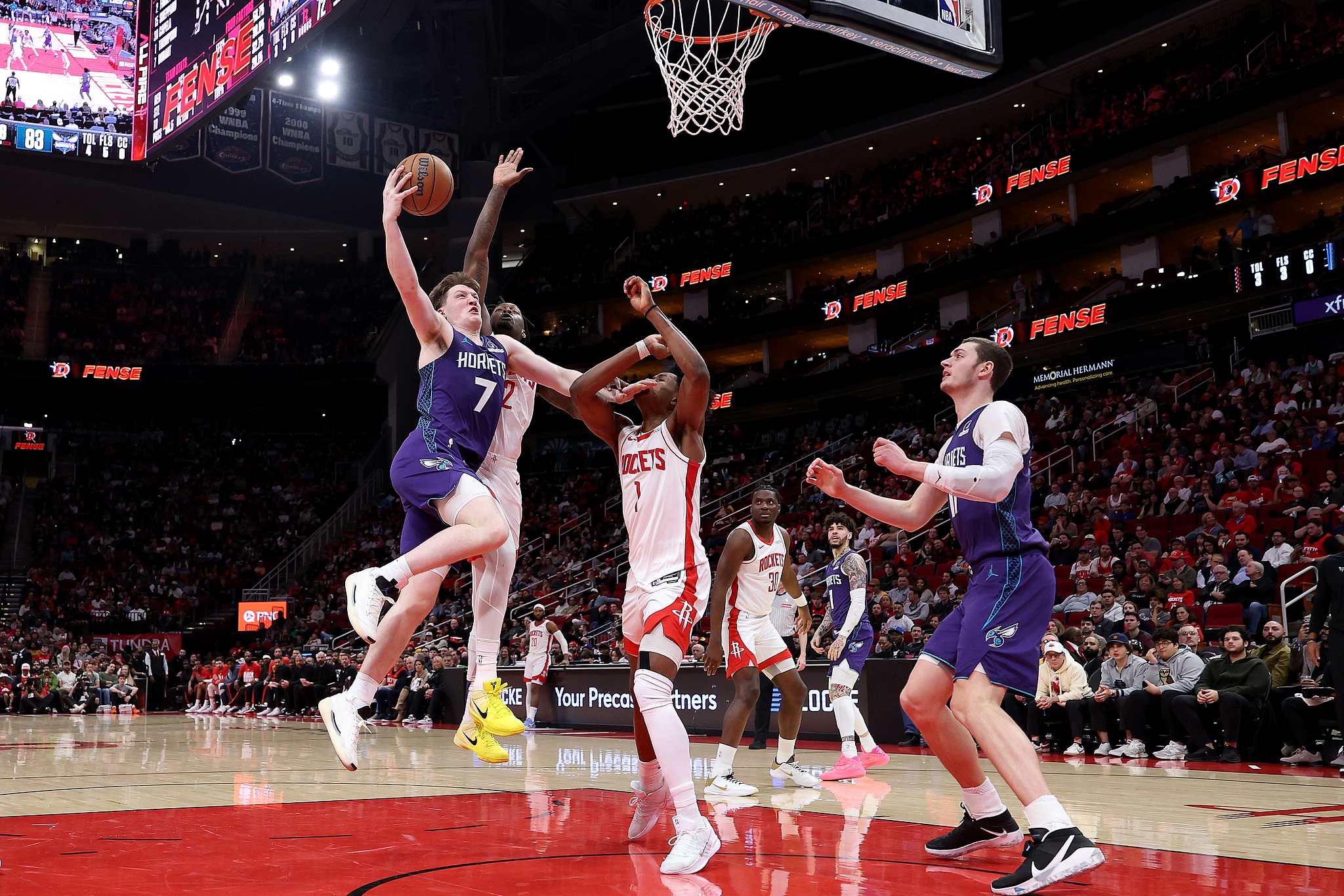 开云体育下载-克努佩尔24+4杜兰特31+5 黄蜂战胜火箭豪取八连胜